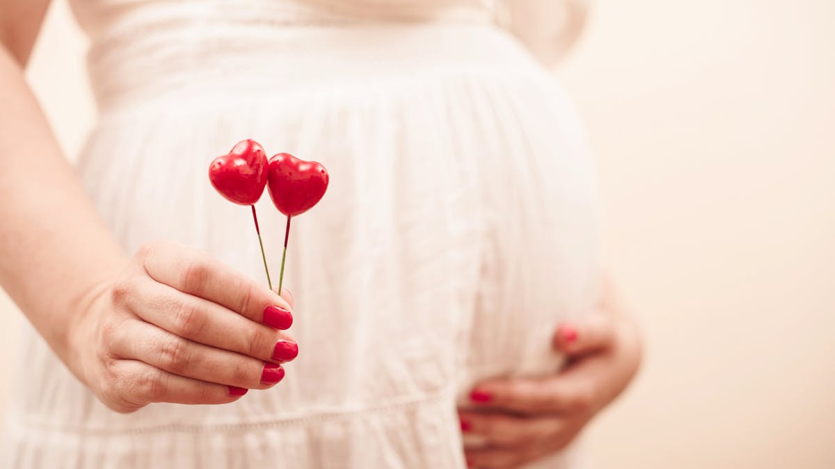 Grossesse Gemellaire Quel Suivi Mois Par Mois Quand On Est Enceinte De Jumeaux Parents Fr Grossesse Gemellaire Quel Suivi Mois Par Mois Quand On Est Enceinte De Jumeaux Parents Fr