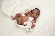 Comment bien choisir le doudou de son bébé ?