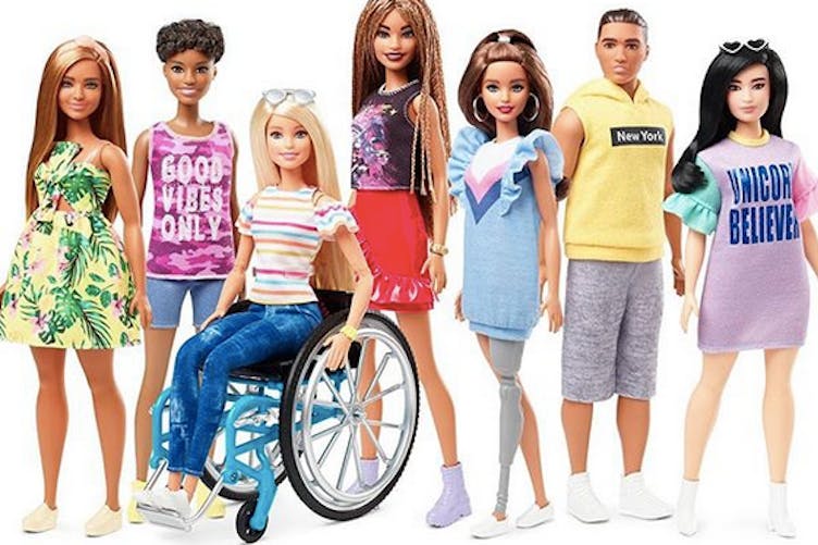 Barbie fauteuil roulant