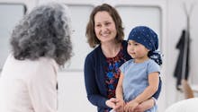 Cancer pédiatrique : des massages parents-enfants pour plus de douceur