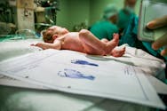 Polémique sur la fermeture des maternités, les gynécologues et médecins répondent.