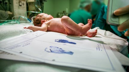 Un bébé naît sans peau : voici son histoire