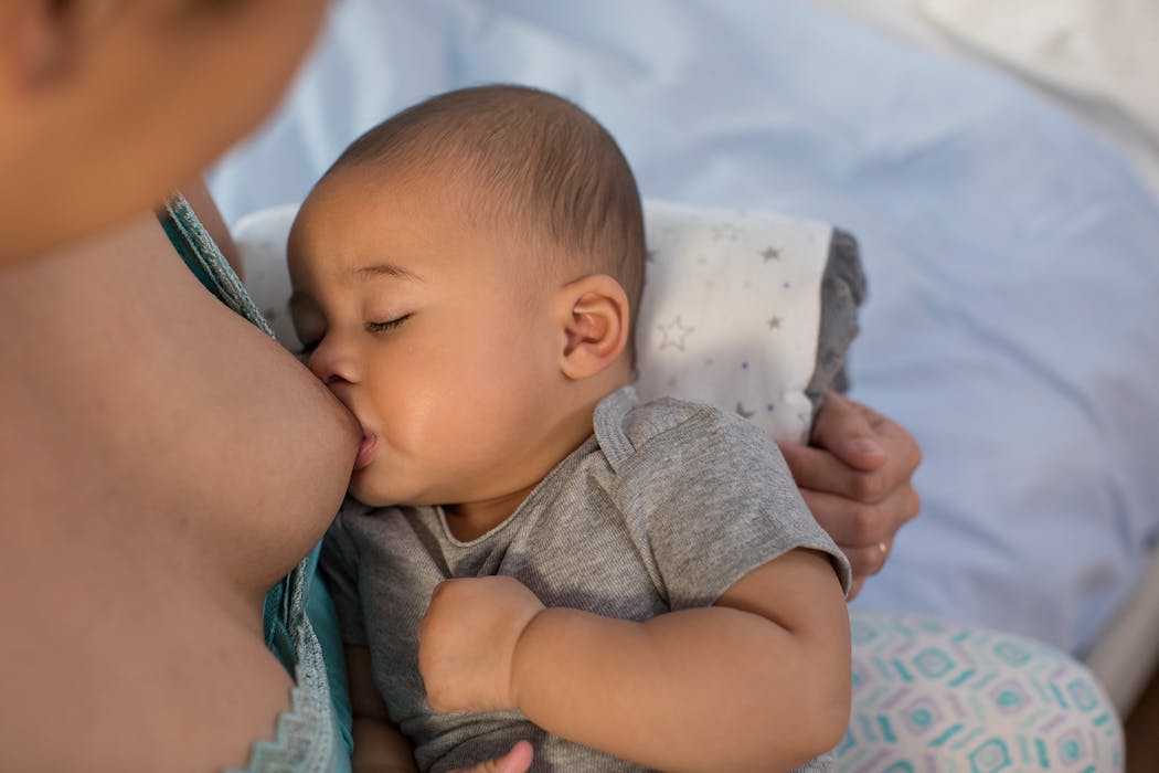 Lansinoh bébé endormi