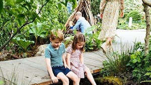 Kate Middleton : les images trop mignonnes de ses enfants dans son jardin (photos et vidéo)
