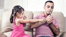 Le tabagisme tertiaire, cet autre danger du tabagisme passif pour les enfants