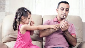 Le tabagisme tertiaire, cet autre danger du tabagisme passif pour les enfants