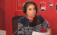 Léa Salamé éloignée de l'antenne : "Je m'occupe de mon fils"