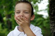 “Caca”, “fesses” : pourquoi les enfants aiment tant utiliser un langage scatologique
