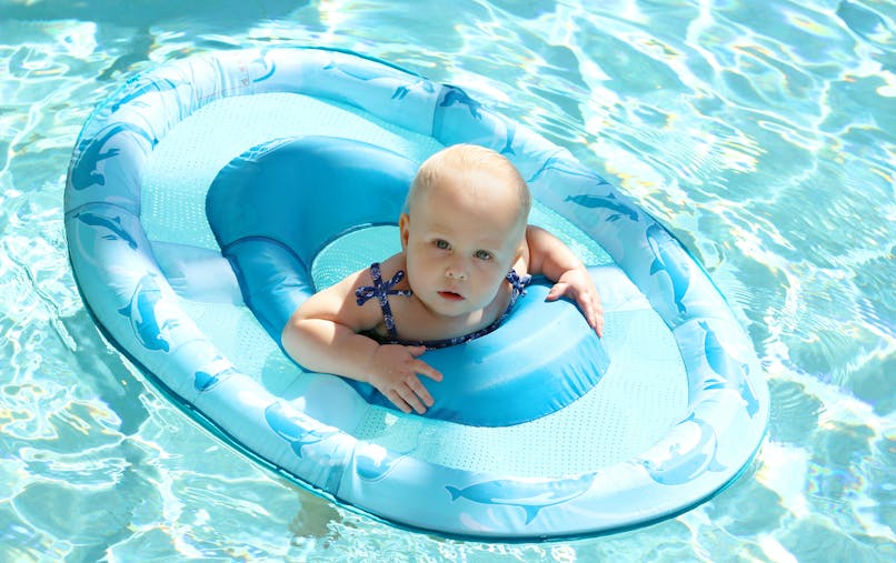 Avis De Rappel D Une Bouee Gonflable De Chez Decathlon Avec Siege Integre Parents Fr Avis De Rappel D Une Bouee Gonflable De Chez Decathlon Avec Siege Integre Parents Fr