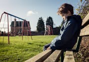 Enfant seul dans un parc : l’expérience édifiante menée par des journalistes canadiens