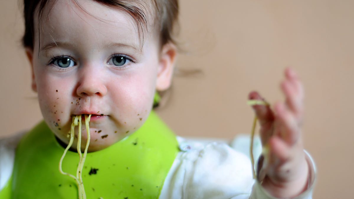 Crise Des 2 Ans Que Faire Si Mon Enfant Refuse De Manger Parents Fr Crise Des 2 Ans Que Faire Si Mon Enfant Refuse De Manger Parents Fr