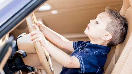 Allemagne : un enfant de 8 ans conduit à 140 km/h sur l’autoroute