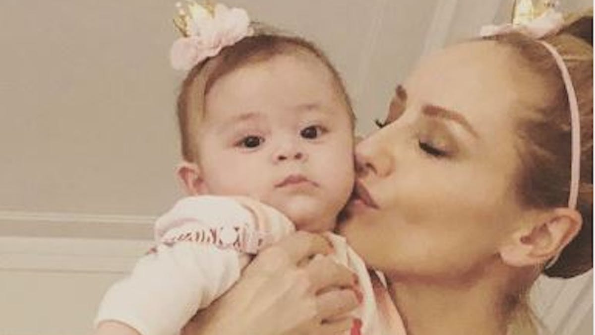 Maman Apres 40 Ans Adriana Karembeu Confie Etre L Exemple A Ne Pas Suivre Parents Fr Maman Apres 40 Ans Adriana Karembeu Confie Etre L Exemple A Ne Pas Suivre Parents Fr