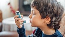 Asthme : l’utilisation d’un test simple permet de mieux contrôler l’asthme de l’enfant