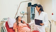 Maternités : le Collège des gynécologues obstétriciens lance un label sur la bientraitance