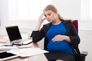 Le stress pendant la grossesse affecterait différemment le bébé selon son sexe 