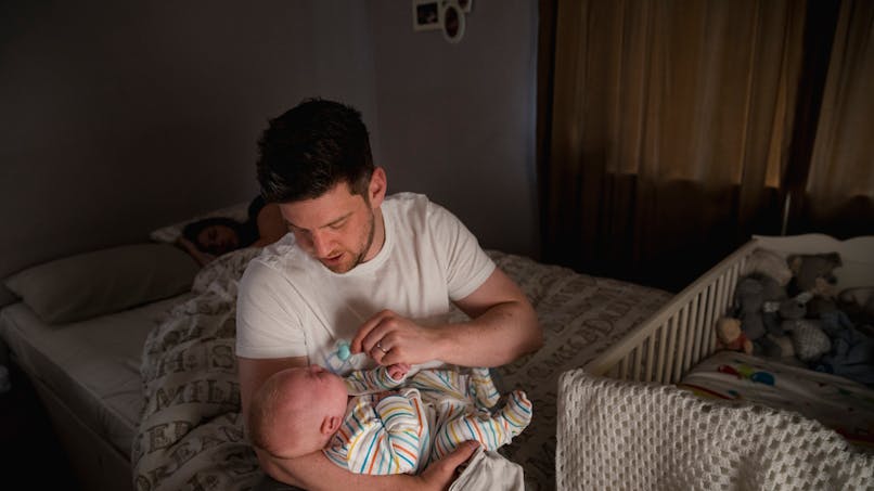 Couple Un Papa Detaille Comment Etre Un Super Partenaire Apres La Naissance Du Bebe Son Message Devient Viral Parents Fr Couple Un Papa Detaille Comment Etre Un Super Partenaire Apres La Naissance Du Bebe Son Message Devient Viral Parents Fr