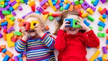 Montessori : les jouets incontournables à glisser sous le sapin