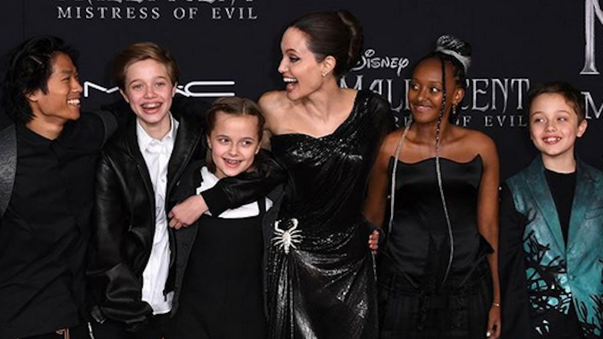 Angelina jolie et ses enfants