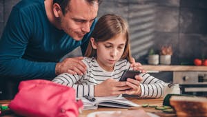 Un contrôle parental pour les téléphones portables des enfants