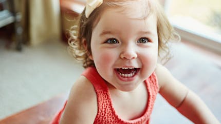 Dents : faut-il donner du fluor aux bébés ?