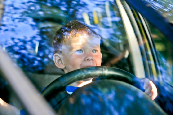 Allemagne : un enfant de 8 ans conduit à 140 km/h sur l'autoroute