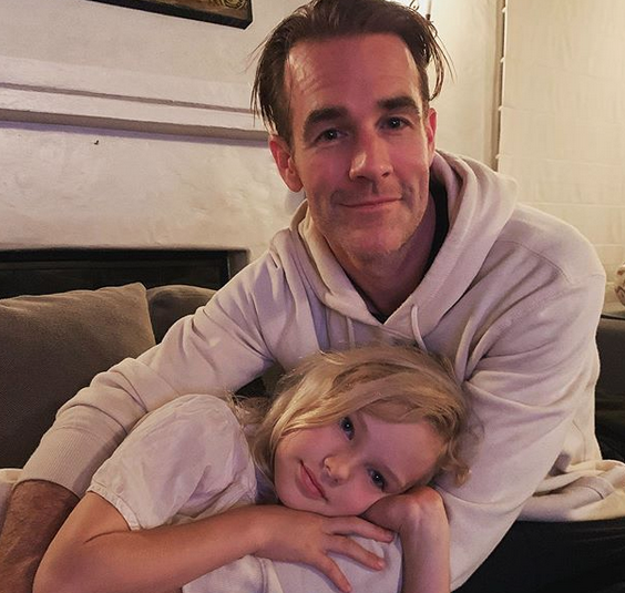 James Van Der Beck Dawson Sa Femme A Failli Perdre La Vie Pendant Sa Fausse Couche Parents Fr