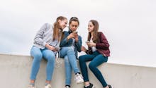 Un jeune sur quatre montre des signes de dépendance aux smartphones