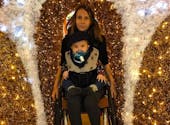 Maman et en fauteuil roulant : elle veut montrer que « c'est possible »