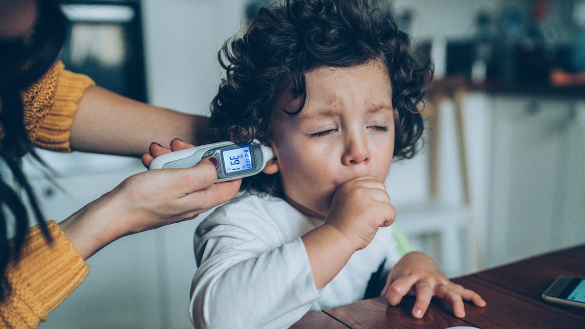 Toux Grasse Et Toux Seche Chez L Enfant Les Differencier Et Les Soigner Parents Fr Toux Grasse Et Toux Seche Chez L Enfant Les Differencier Et Les Soigner Parents Fr