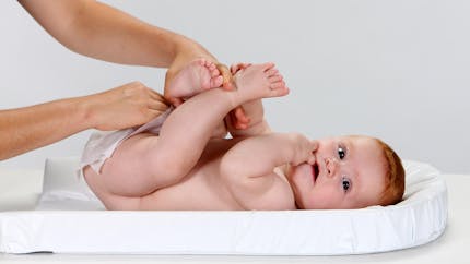 Lingettes : à partir du 20 décembre, certaines devront mentionner “déconseillé sur les fesses des bébés”