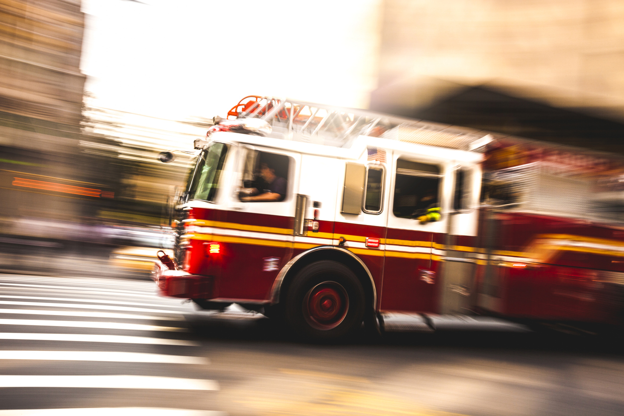 Un Bebe Nait Dans Le Camion Des Pompiers Parents Fr