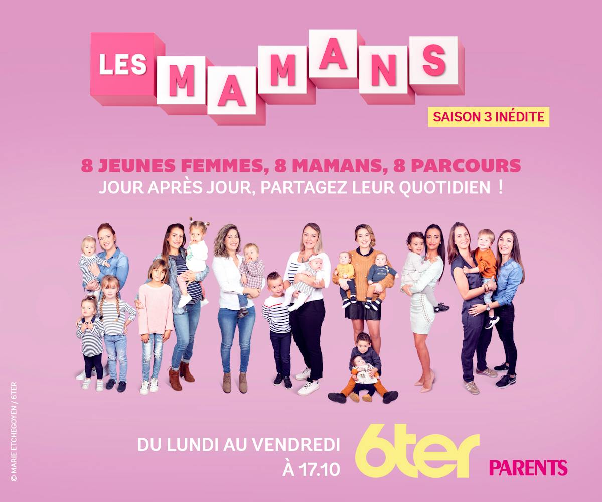 Série “les Mamans” Sur 6ter Justine Donne Le Bain Aux Jumelles