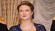 Grossesse : la princesse Stéphanie de Luxembourg fait sa première apparition en public enceinte