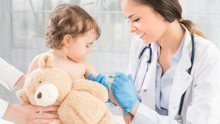 Vaccin rougeole-oreillons-rubéole (ROR) : pas de lien avec l'autisme, rappelle la revue “Prescrire”