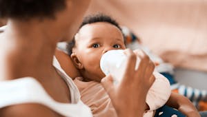 Intolérance au lactose chez bébé : symptômes et traitements