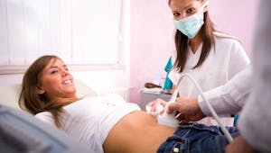 Coronavirus et confinement : quel suivi échographique des femmes enceintes ?