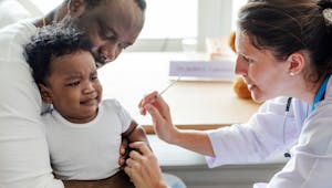 Vaccin contre la rougeole : des millions d’enfants en sont privés à cause du Covid-19