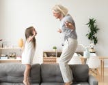 Déconfinement : les grands-parents vont-ils pouvoir voir leurs petits-enfants ?