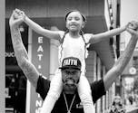 A 6 ans, la fille de George Floyd émeut les internautes : "Papa a changé le monde"