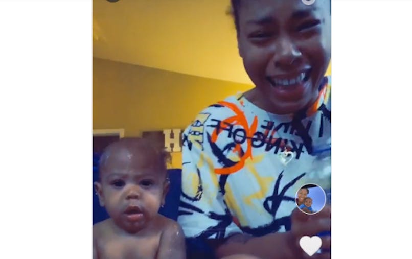Asperger Son Bebe D Eau Le Nouveau Challenge Idiot Sur Tiktok Parents Fr Asperger Son Bebe D Eau Le Nouveau Challenge Idiot Sur Tiktok Parents Fr