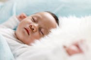 Les meilleures astuces des stars pour endormir bébé