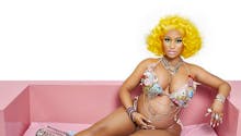 Nicki Minaj enceinte : découvrez ses étonnantes photos de grossesse