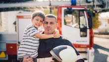 Grenoble : deux enfants sautent dans le vide pour échapper à un incendie, et sont sauvés par des voisins (vidéo)