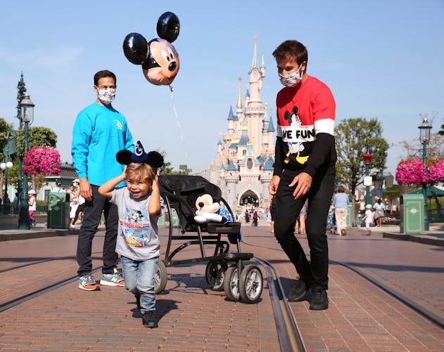 Une famille à Disneyland Paris 