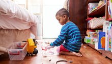 Rangement et tâches ménagères : un spécialiste donne des astuces pour motiver les enfants