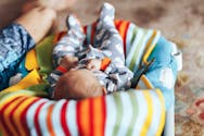 “60 millions de consommateurs” alerte sur les transats inclinés pour bébés