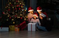 Covid-19 : une infectiologue belge propose de reporter les fêtes de Noël à l'été prochain, une blague ?