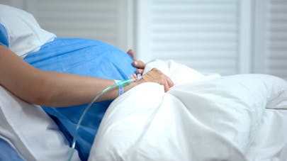 #Jesuismaltraitante : le cri d’alerte de la sage-femme Anna Roy (Les maternelles) pour une naissance respectée