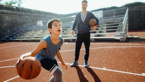 Activité physique : les pratiques sportives des adolescents sont très liées à celles des parents